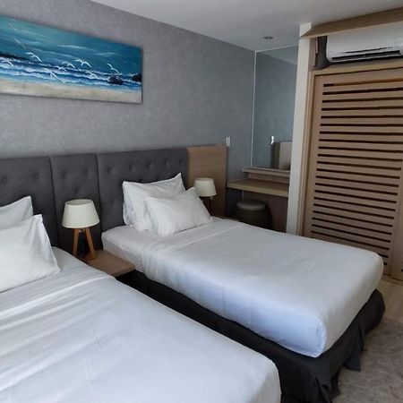 Oceanami Villas & Beach Club 3 Bedroom Villa 隆海 外观 照片